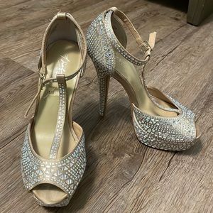 Only worn once, still in perfect condition for a party or any special occasion